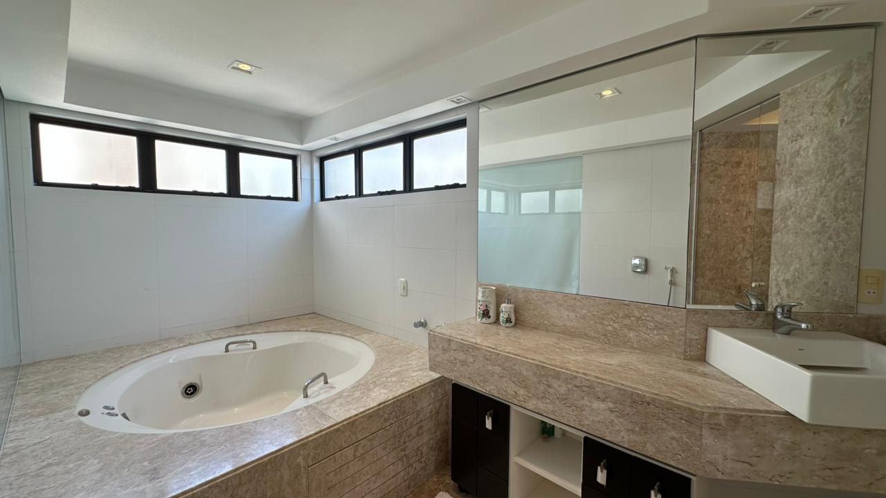 Apartamento Frente Mar no Edifício Mario Quintana Residence à venda na Barra Sul, Balneário Camboriú — foto 13