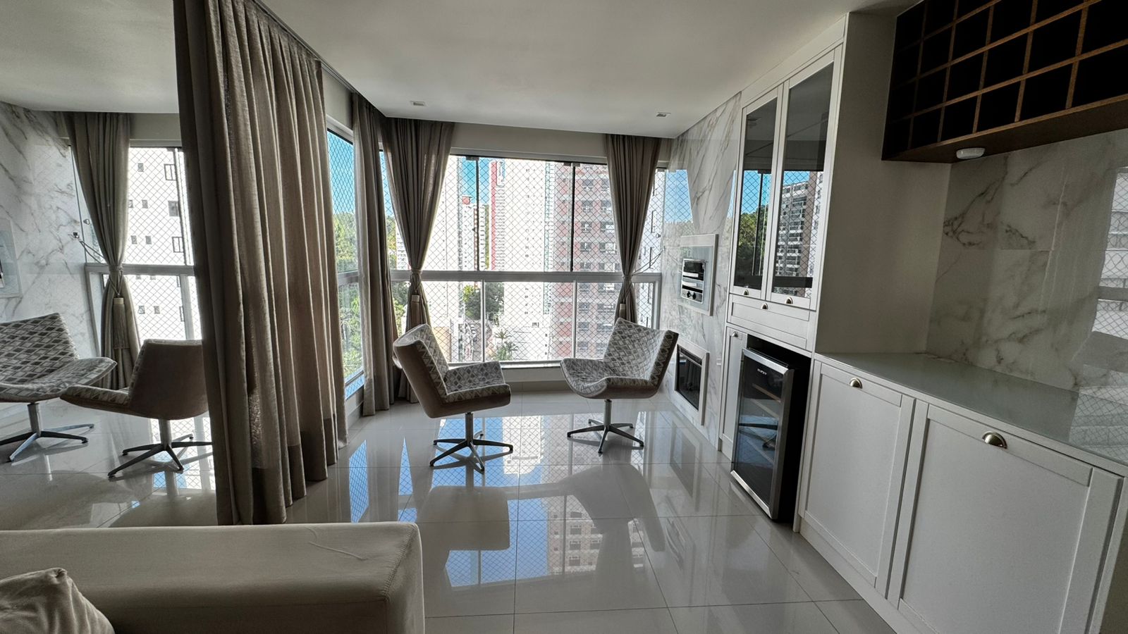 Apartamento no Edifício Império das Ondas à venda no Pioneiros, Balneário Camboriú — foto 3