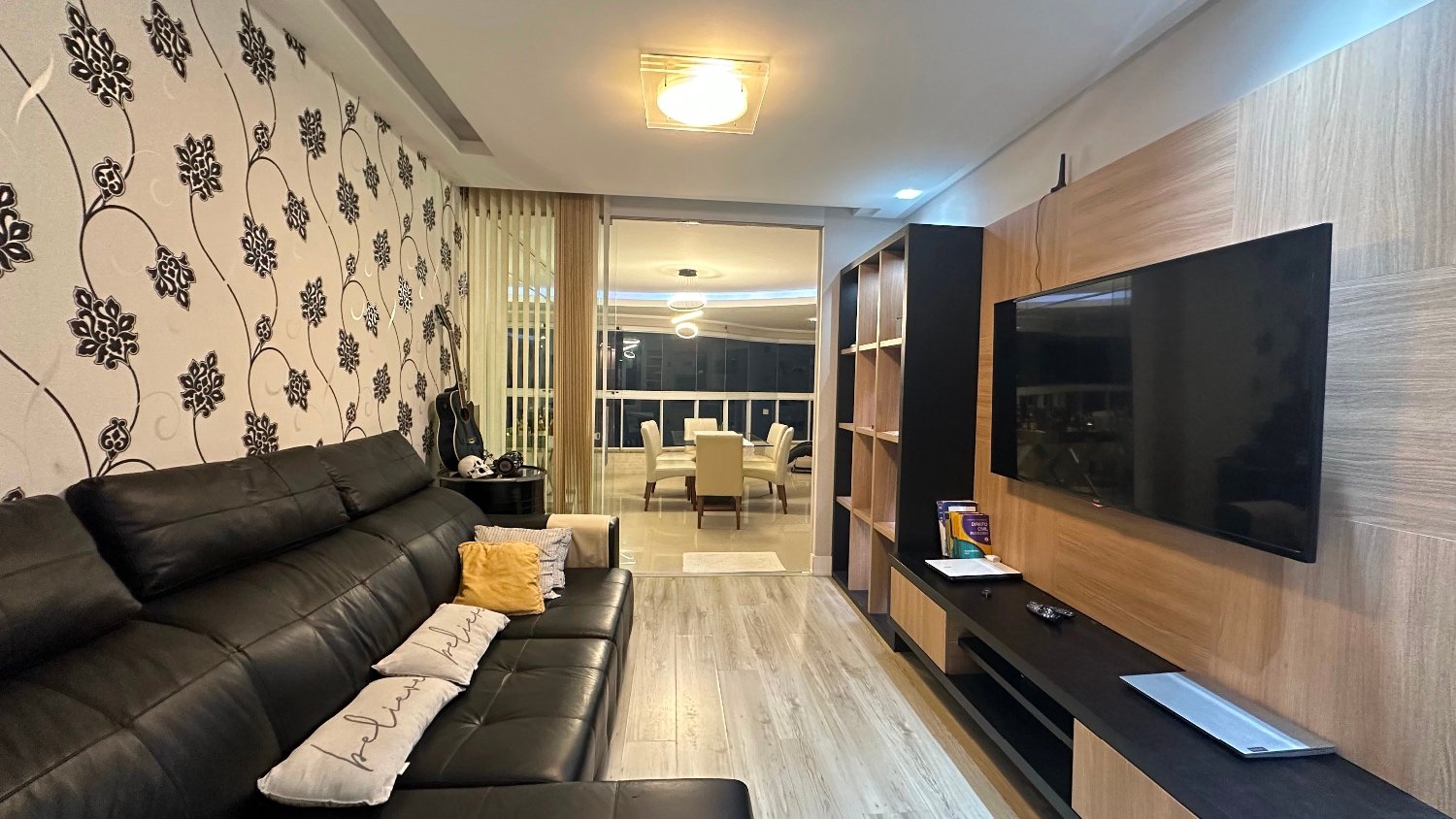 Apartamento no Edifício Aquarela Brasil à venda na Barra Norte de Balneário Camboriú