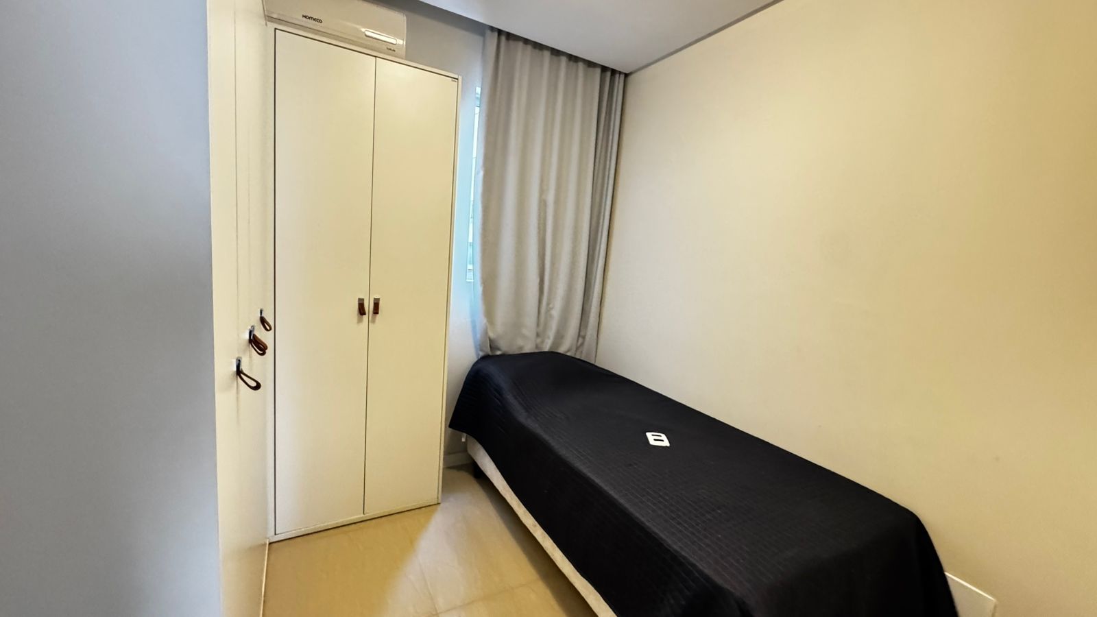 Apartamento Frente Mar no Edifício Saint Tropez à venda na Barra Sul em Balneário Camboriú — foto 9