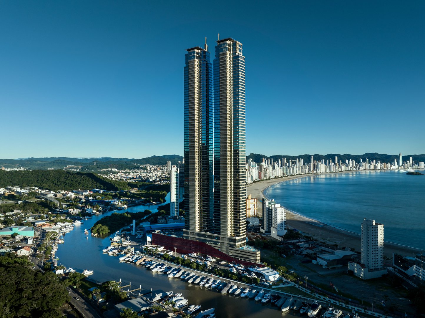 Apartamento Vista Mar no Edifício Yachthouse by Pininfarina à venda na Barra Sul de Balneário Camboriú — foto 36