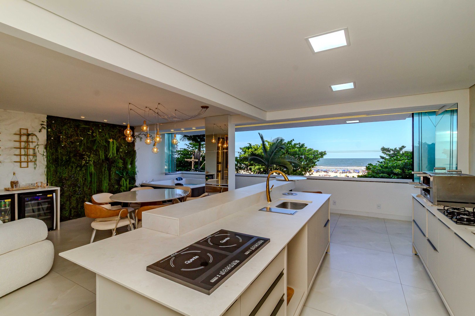 Apartamento Frente Mar no Edifício Oasis à venda no centro de Balneário Camboriú — foto 9