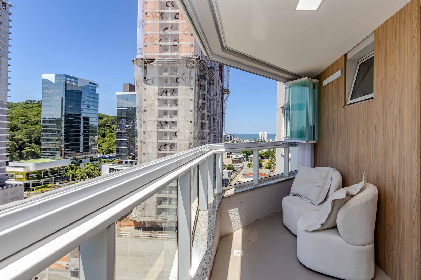 Apartamento Mobiliado na Edifício Duo Praia Brava à venda na Praia Brava de Itajaí, Itajaí — foto 10