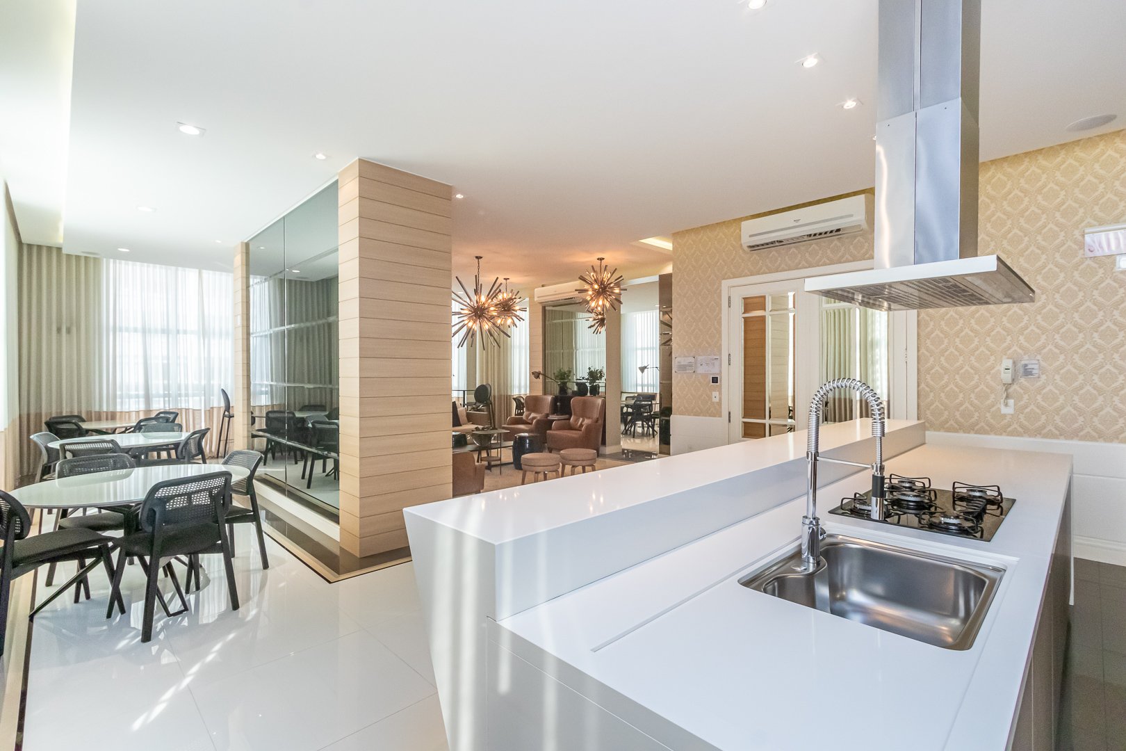 Apartamento Vista Mar no Edifício Parigi à venda no centro de Balneário Camboriú — foto 35