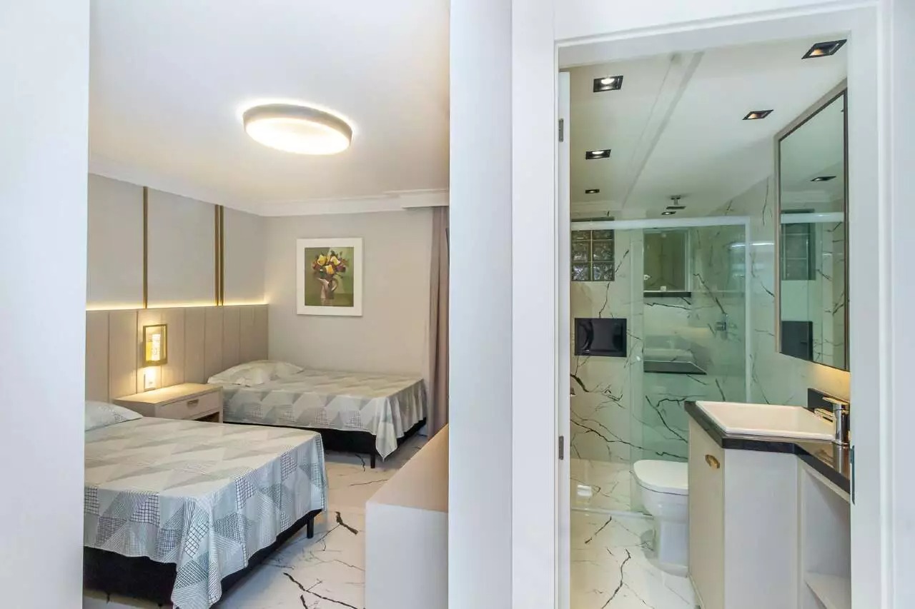 Apartamento Frente Mar no Edifício Imperatriz à venda no centro de Balneário Camboriú — foto 15