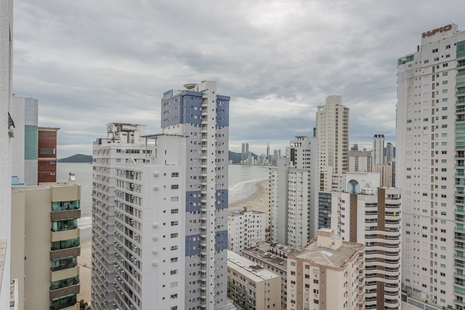 Apartamento no Edifício Eleganza Tower à venda no centro de Balneário Camboriú — foto 14