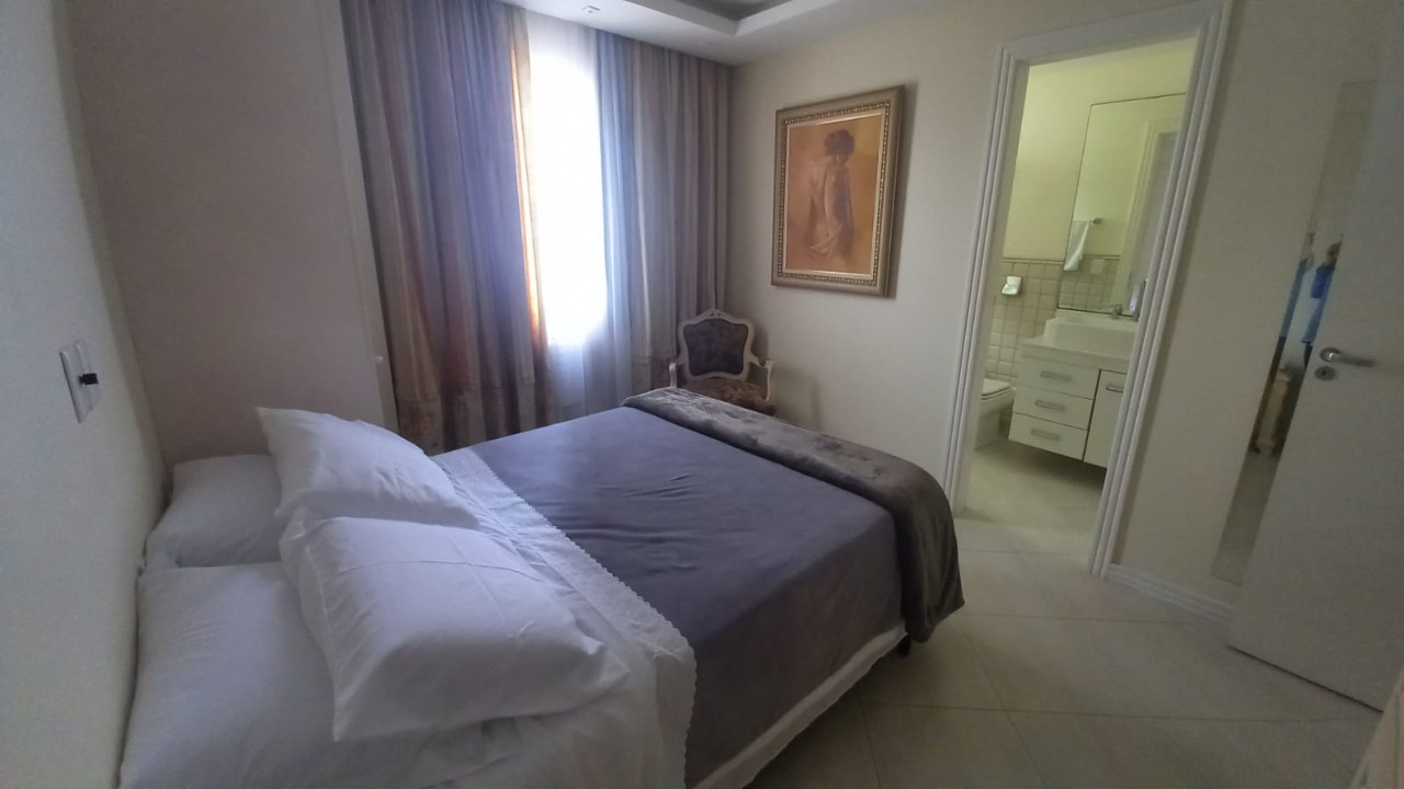 Apartamento Frente Mar no Edifício Marquês de Olinda à venda em Balneário Camboriú — foto 15
