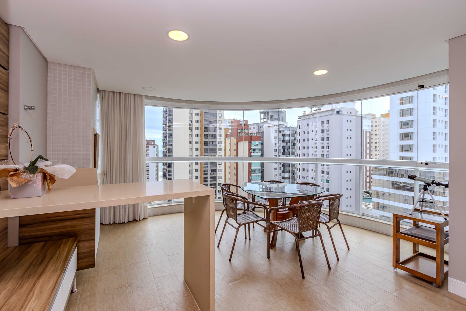 Apartamento Mobiliado no Edifício San Pietro Residence à venda no centro de Balneário Camboriú — foto 4