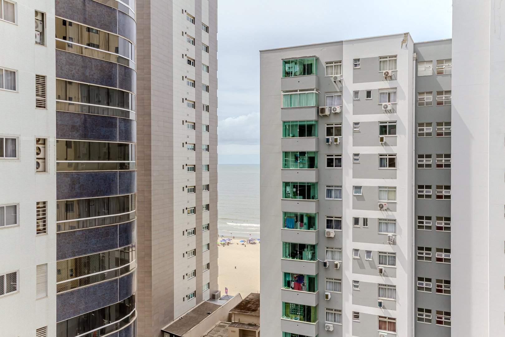 Apartamento Quadra Mar no Edifício Sauer Residence à venda em Barra Sul em Balneário Camboriú — foto 13
