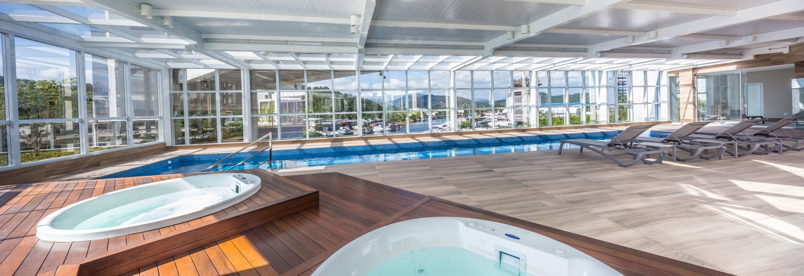 Apartamento no Edifício Ibiza Towers no Centro de Balneário Camboriú — foto 3