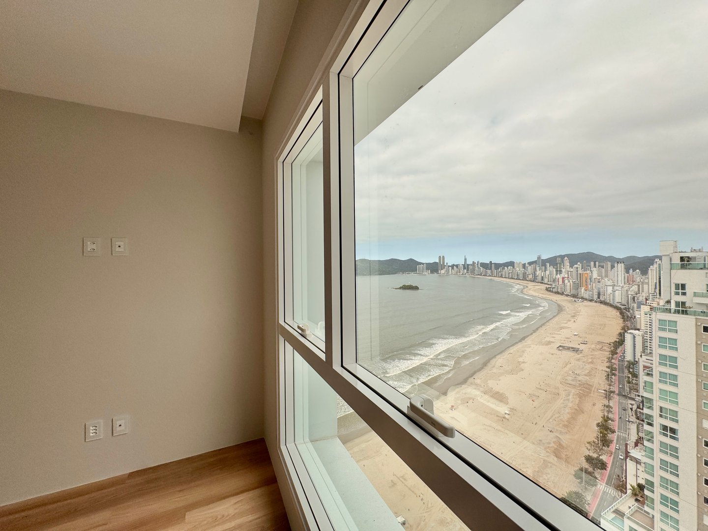 Apartamento no Edifício Boreal Tower à venda no centro de Balneário Camboriú — foto 19