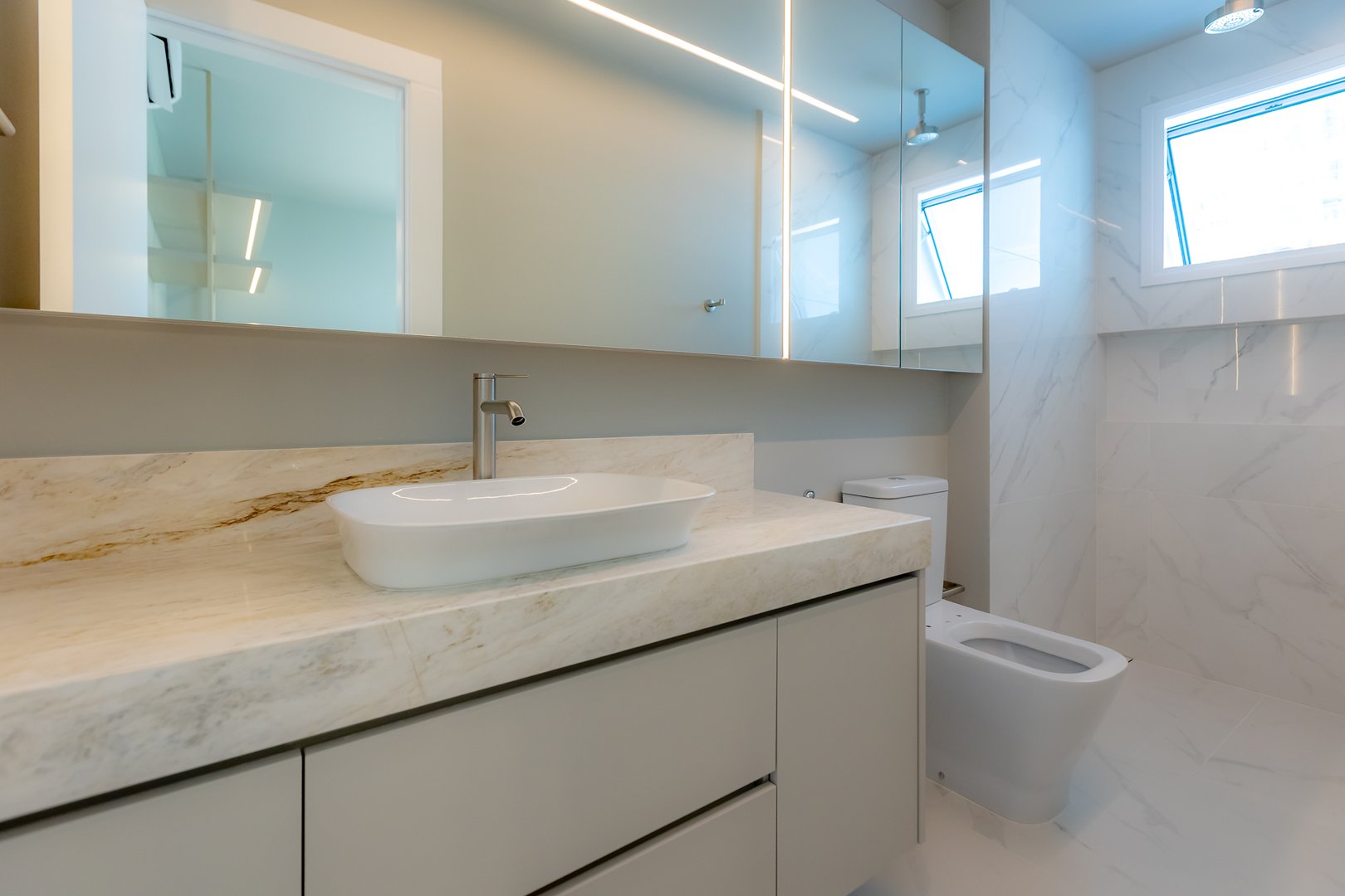 Apartamento Frente Mar no Edifício Boreal Tower à venda no centro de Balneário Camboriú — foto 21