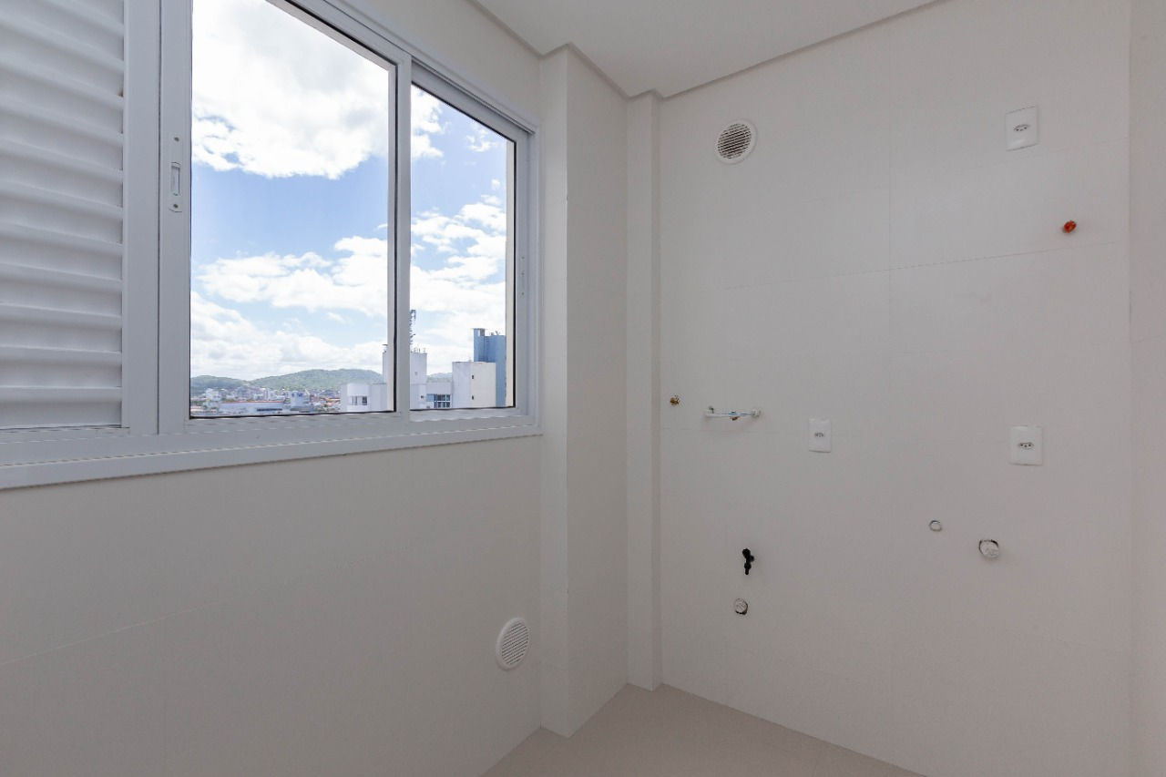 Apartamento no Edifício Villa Castelli à venda no Centro de Balneário Camboriú — foto 10