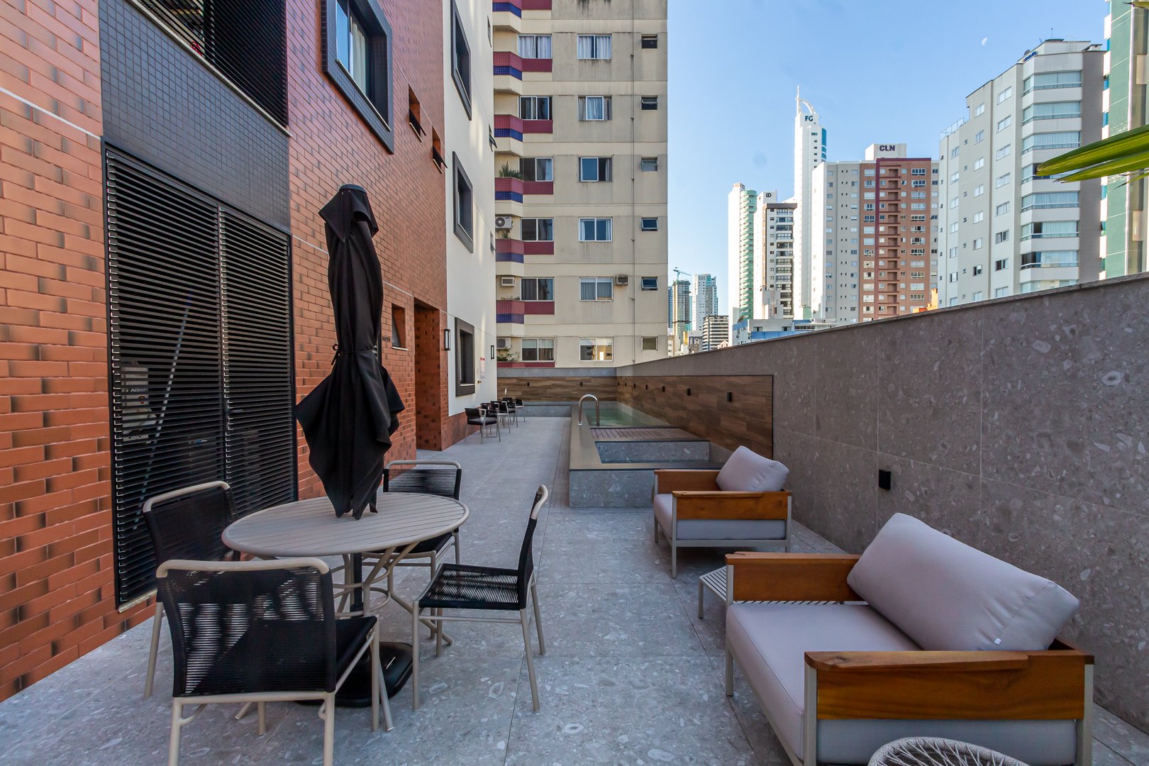 Apartamento no Edifício Kirra Residence à venda no centro de Balneário Camboriú — foto 21