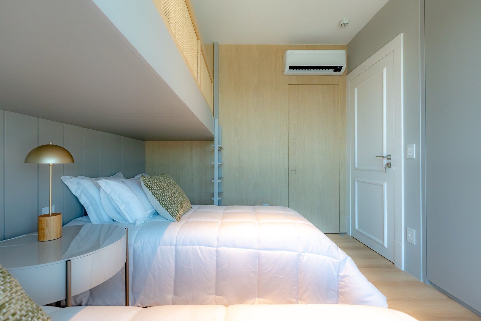 Apartamento Frente Mar no Edifício Boreal Tower à venda no centro de Balneário Camboriú — foto 37