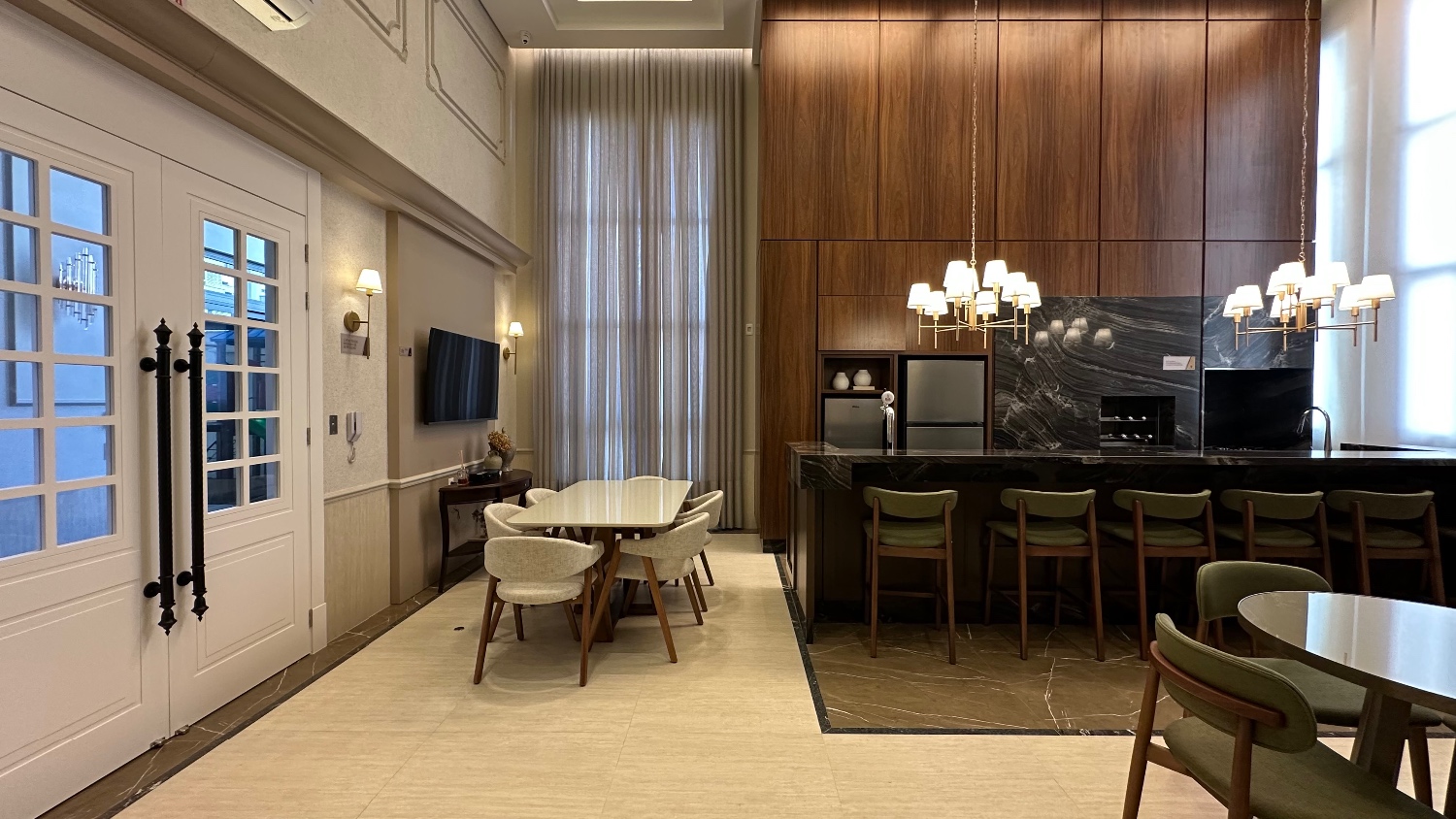 Apartamento no Edifício Hannover Residence à venda na Barra Sul em Balneário Camboriú — foto 22
