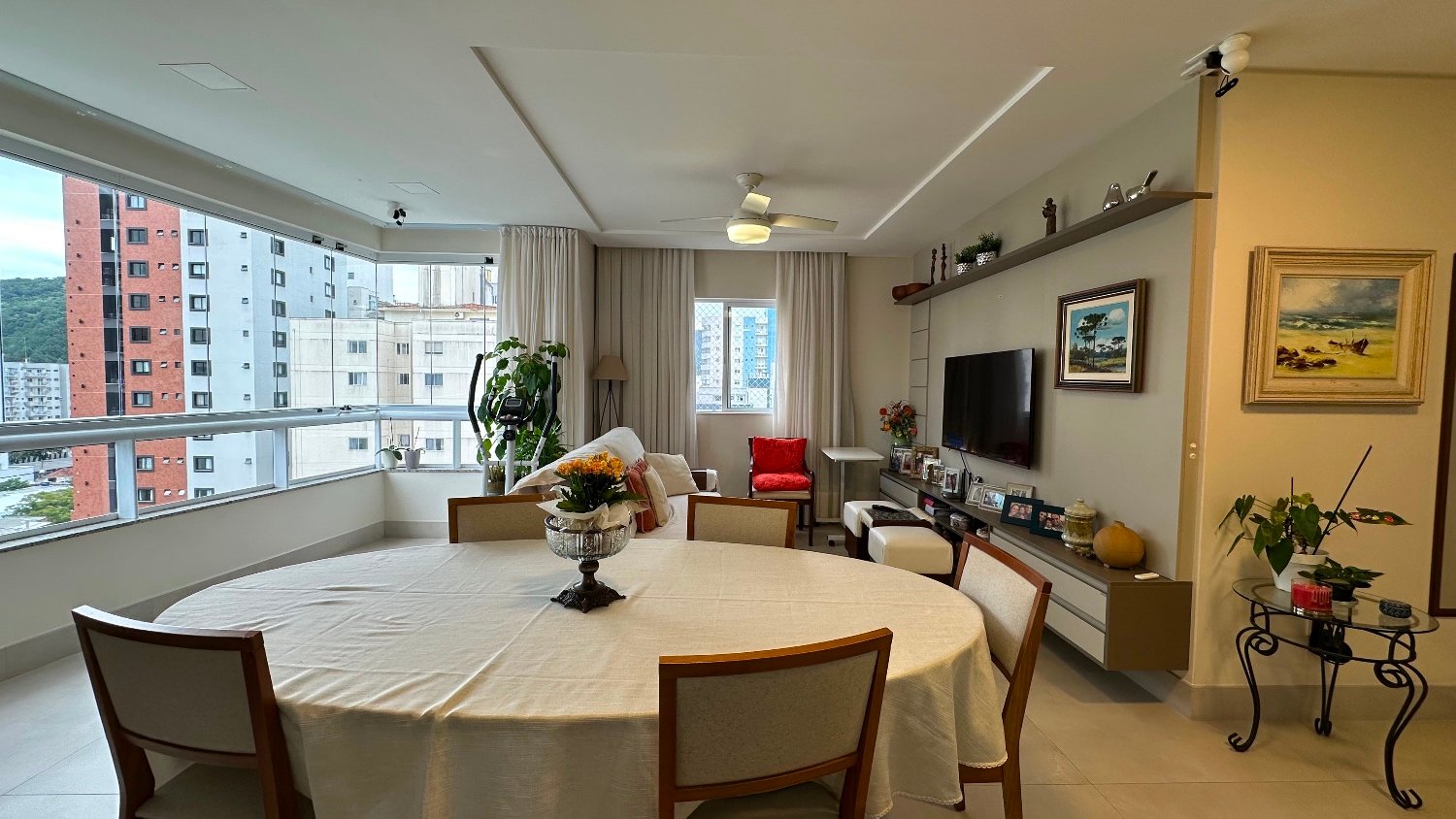 Apartamento na Edifício Farol Ilha da Paz à venda no centro de Balneário Camboriú — foto 9