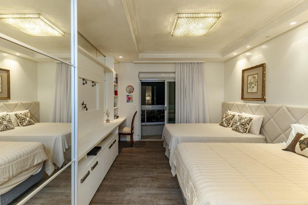 Apartamento no Edifício Renaissance à venda no centro de Balneário Camboriú — foto 18