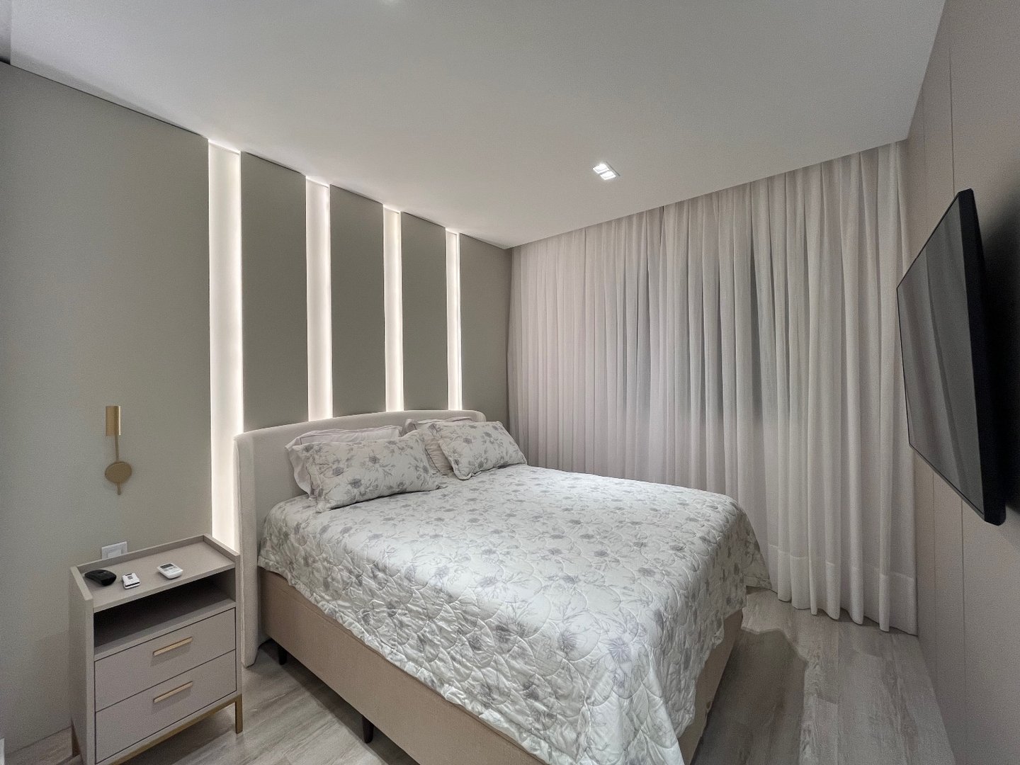 Apartamento no Edifício Villa Alba à venda no centro em Balneário Camboriú — foto 9