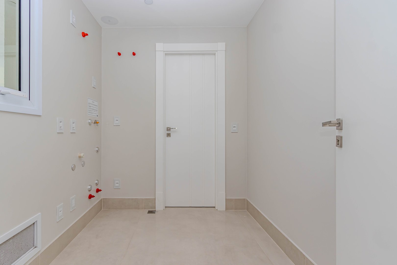 Apartamento Frente Mar no Edifício One Tower à venda no centro de Balneário Camboriú — foto 23