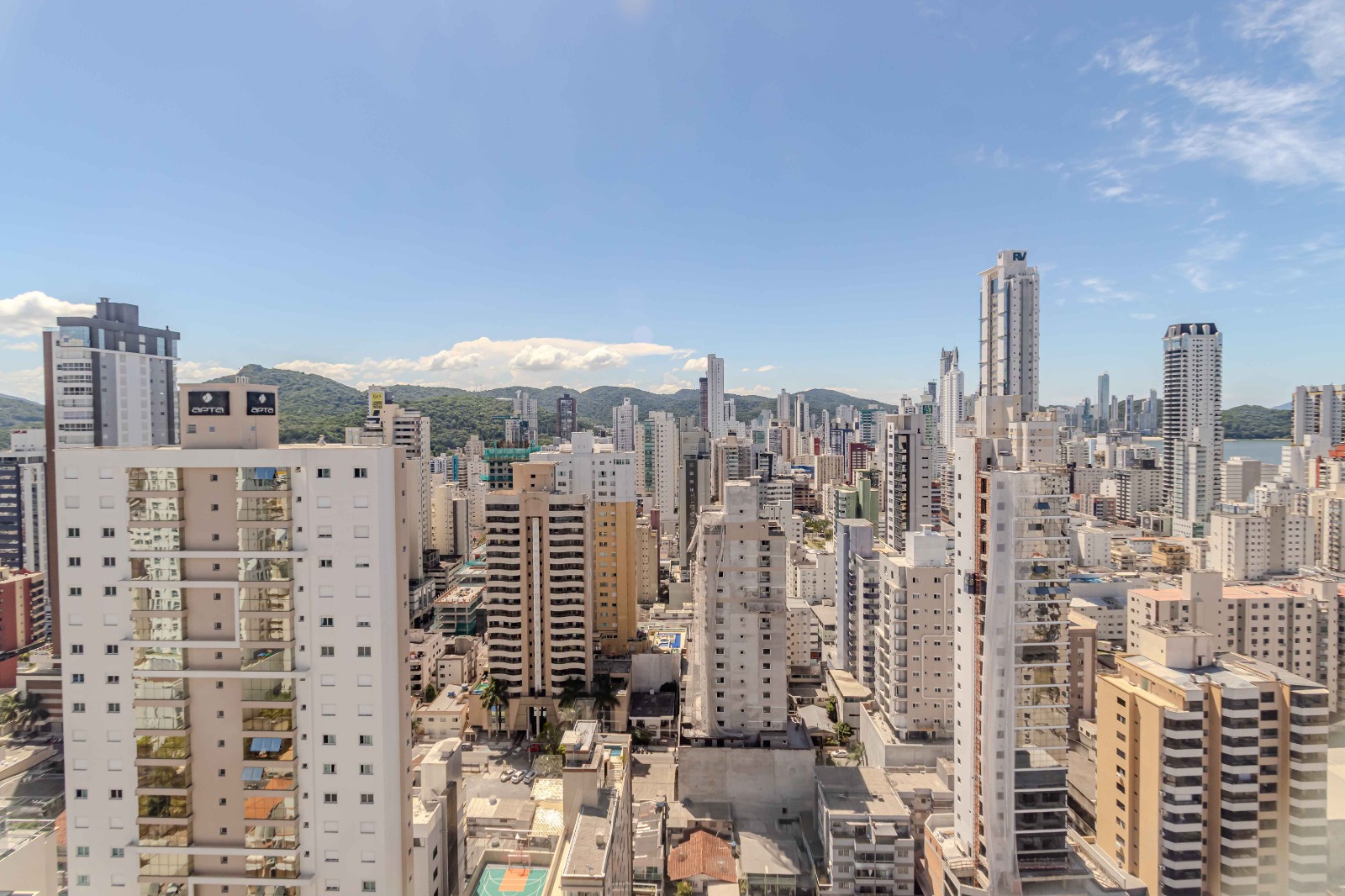Apartamento Vista Mar no Edifício Horizon Residence à venda no centro de Balneário Camboriú — foto 4