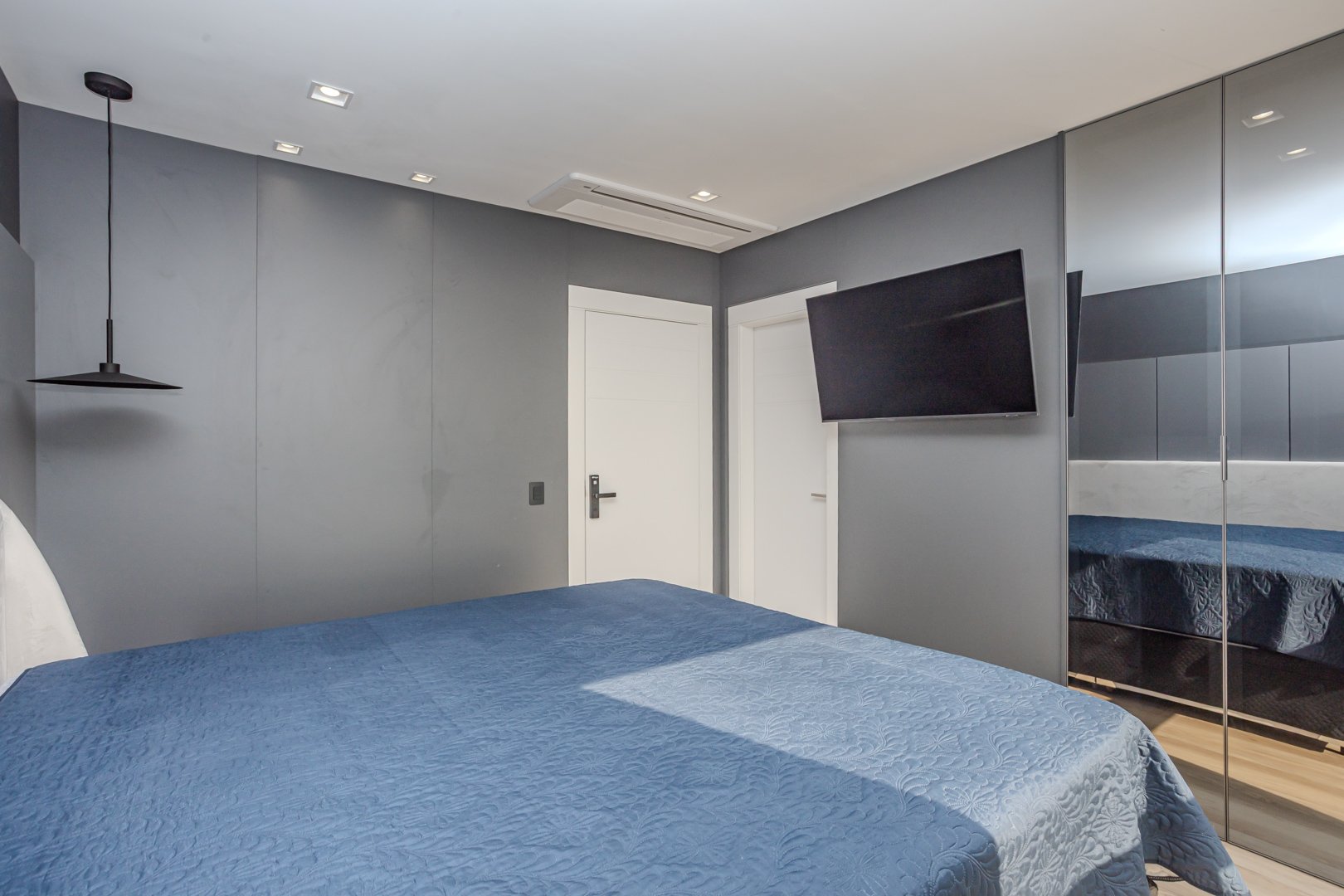 Apartamento no Edifício Grand Place Tower à venda no centro de Balneário Camboriú — foto 13