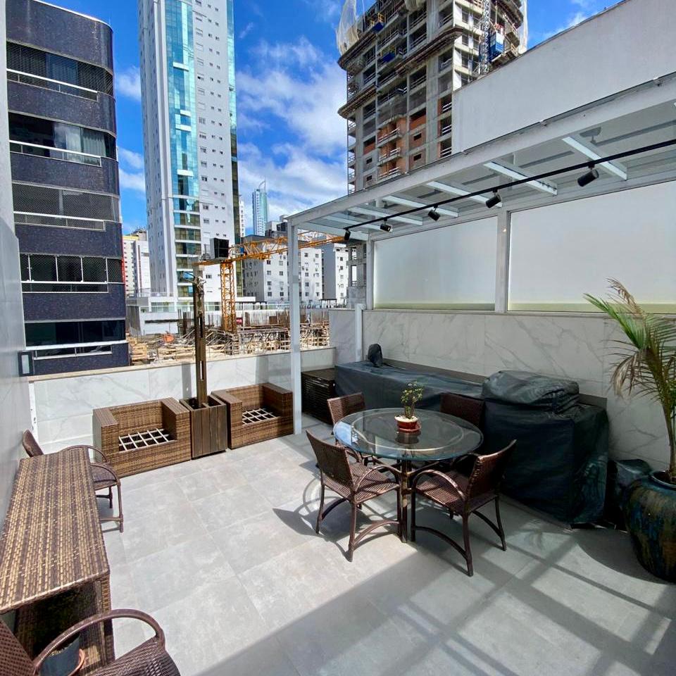 Apartamento Diferenciado no Edifício Residencial Porto Verano à venda no centro de Balneário Camboriú — foto 10