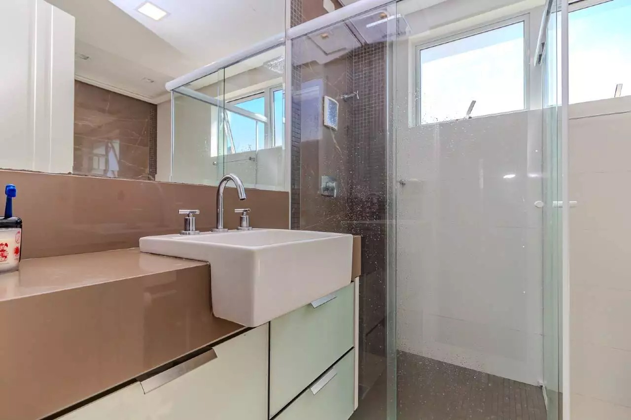 Apartamento Mobiliádo no Edifício Residencial Essence à venda no Pioneiros em Balneário Camboriú — foto 17