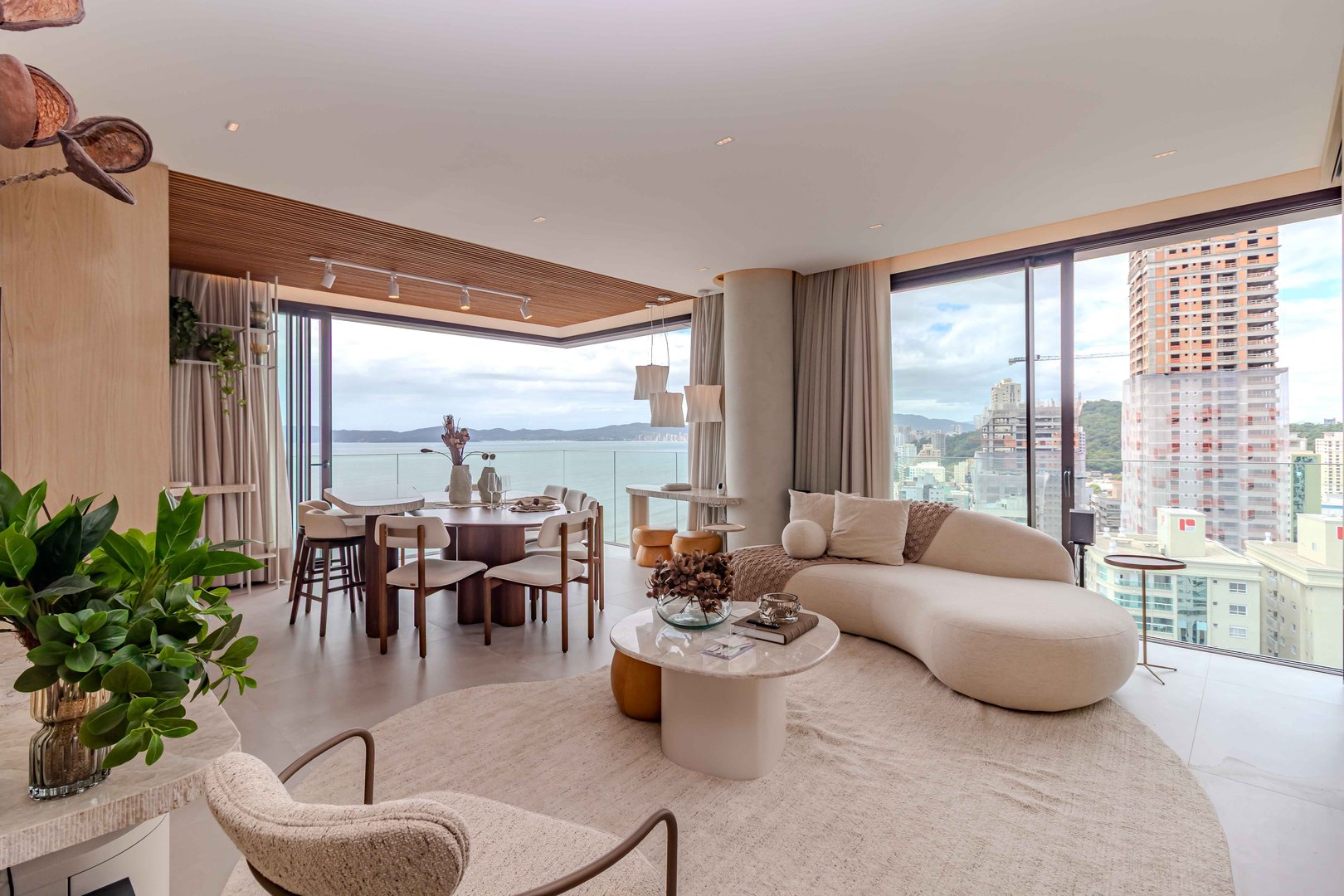 Apartamento no Edifício 143 Mayfair à venda em Itapema