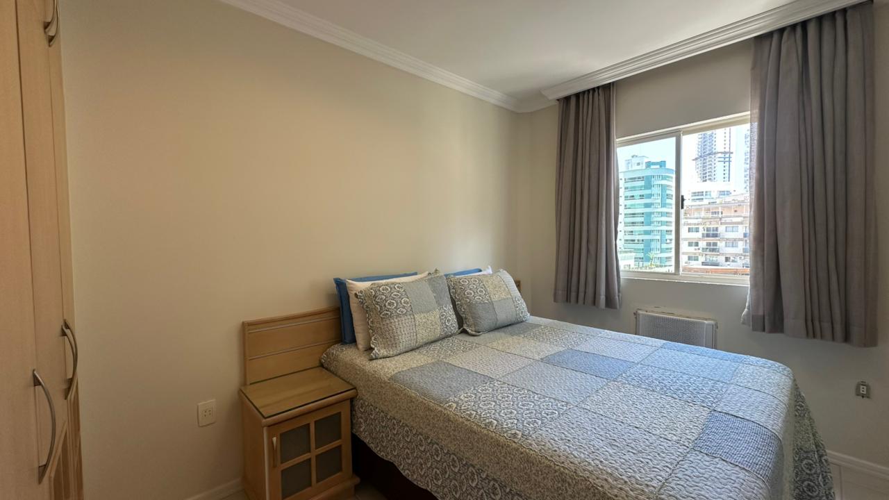 Apartamento Quadra Mar no Edifício Dom Maurício à venda no centro de Balneário Camboriú — foto 10