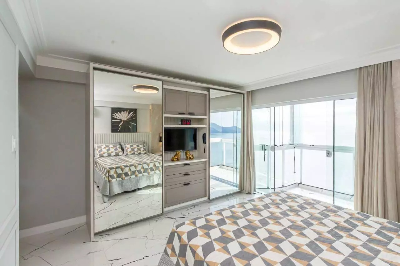 Apartamento Frente Mar no Edifício Imperatriz à venda no centro de Balneário Camboriú — foto 21