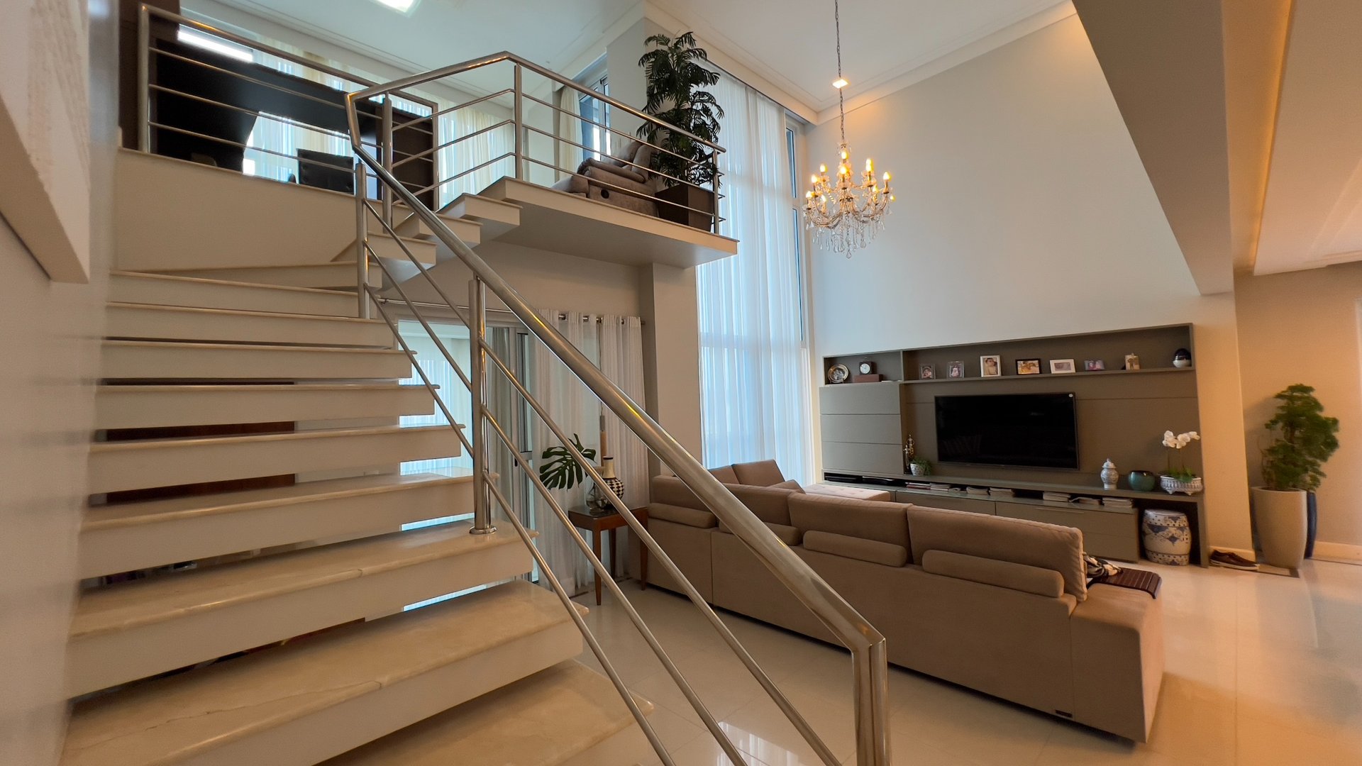 Apartamento Duplex no Edifício Vermont à venda no centro de Balneário Camboriú