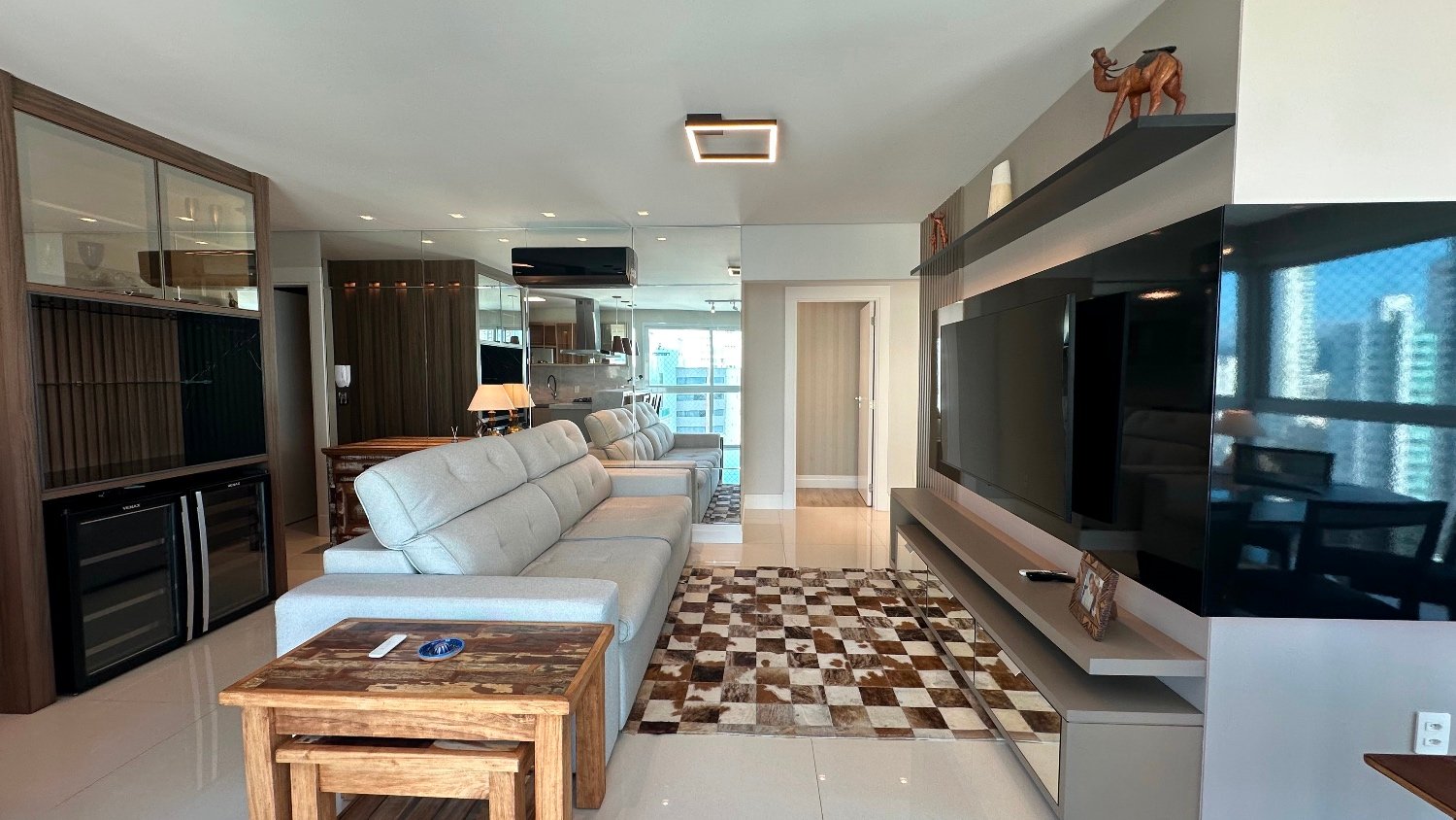 Apartamento no Edifício Splendia Tower à venda no centro de Balneário Camboriú — foto 3