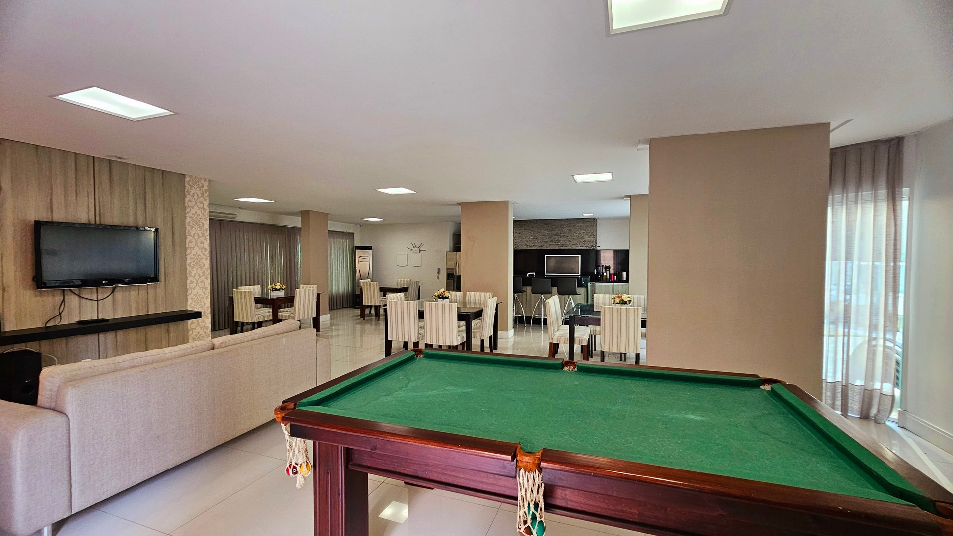 Apartamento no Edifício Chateau de Versailles à venda no centro de Balneário Camboriú — foto 27