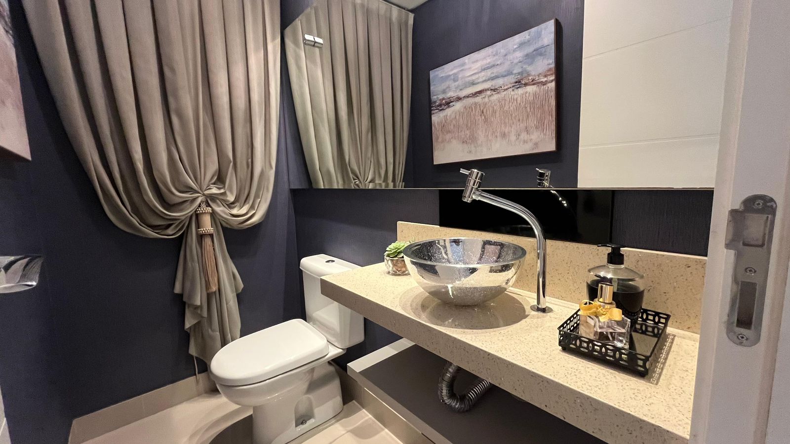 Apartamento Mobiliado no Edifício Villa Di Mare à venda no centro de Balneário Camboriú — foto 7