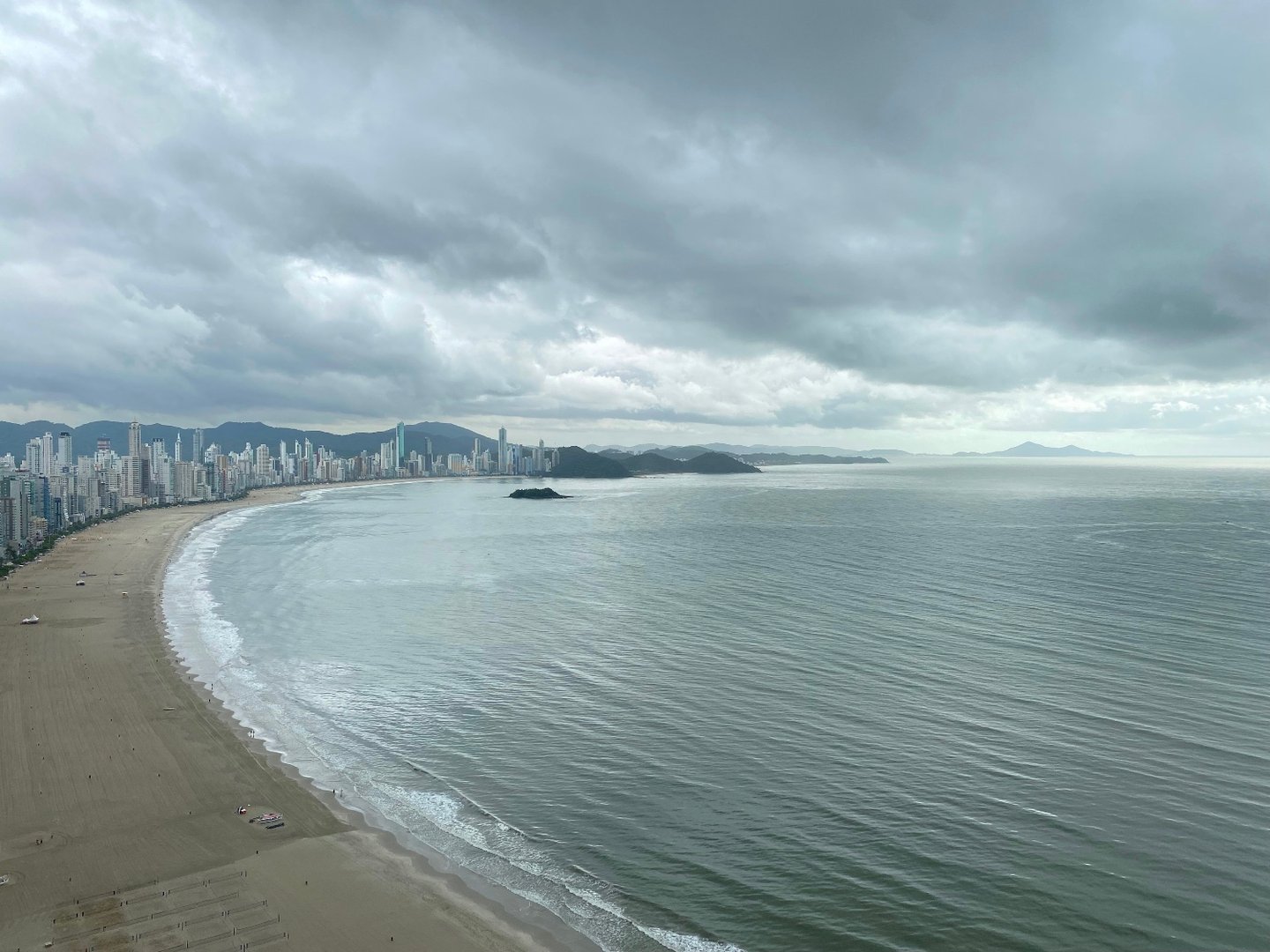 Cobertura no Edifício Renaissance à venda na Barra Sul em Balneário Camboriú — foto 5