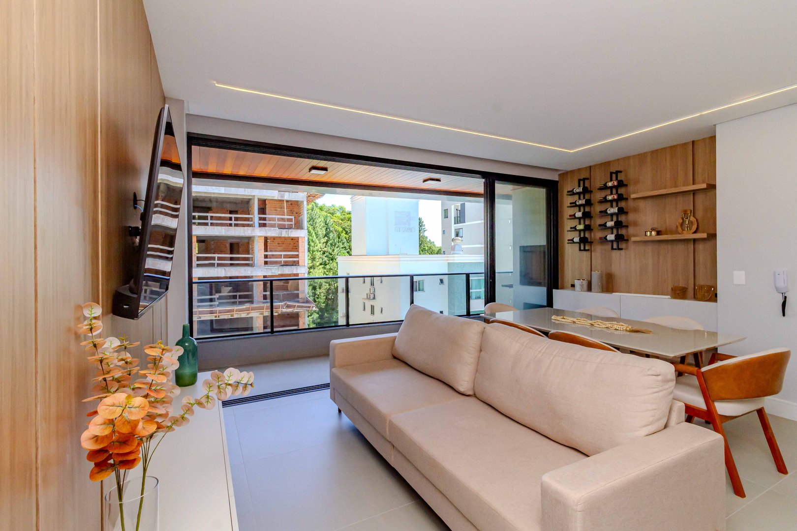 Apartamento no Edifício Dusseldorf à venda na Praia Brava