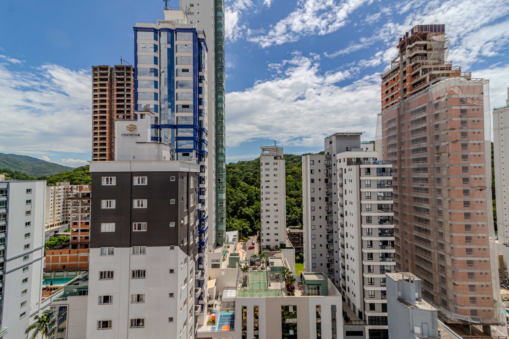 Apartamento no Edifício Montpellier à venda no Pioneiros em Balneário Camboriú — foto 18