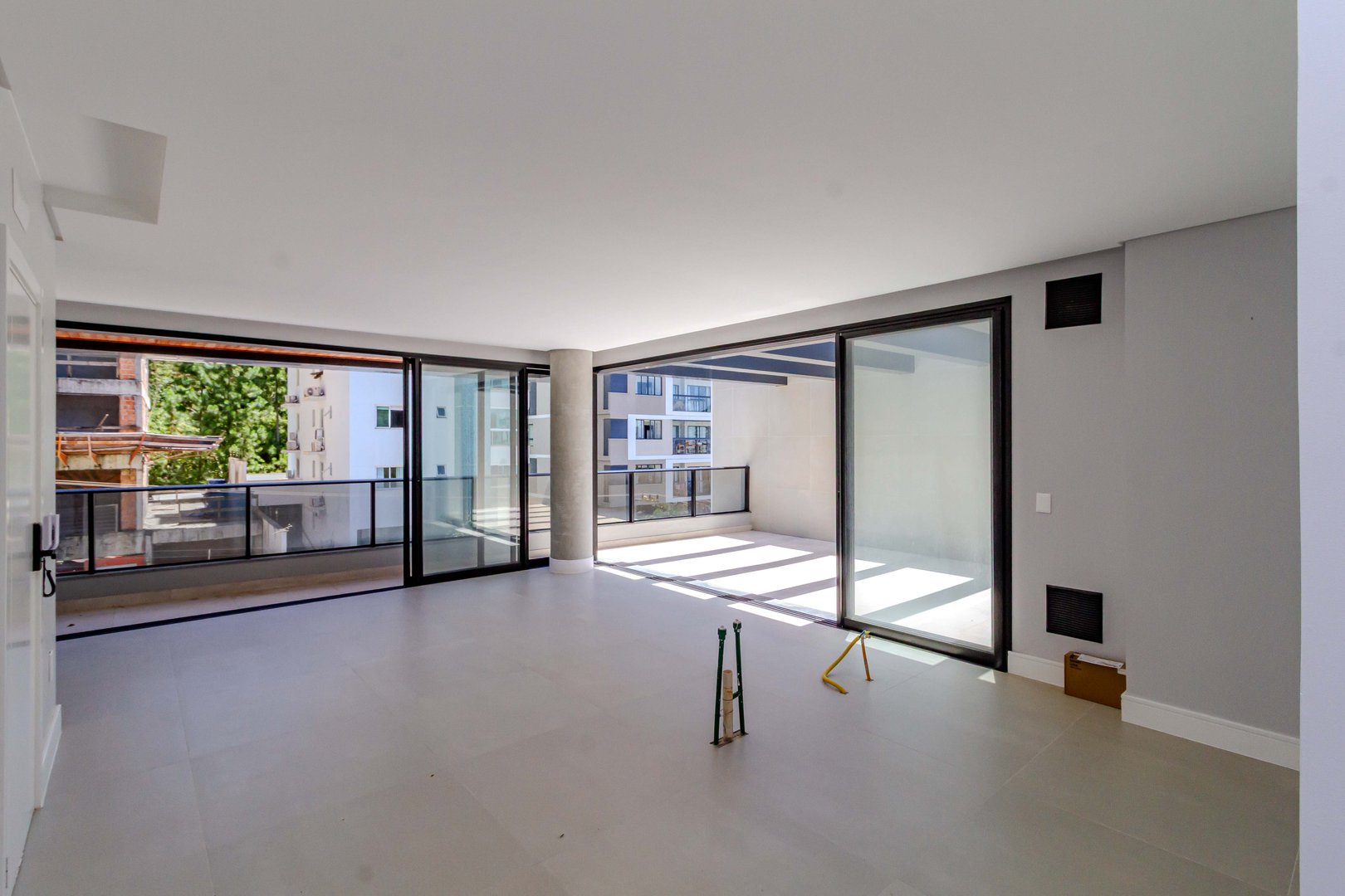Apartamento Garden no Edifício Dusseldorf à venda na Praia Brava — foto 4