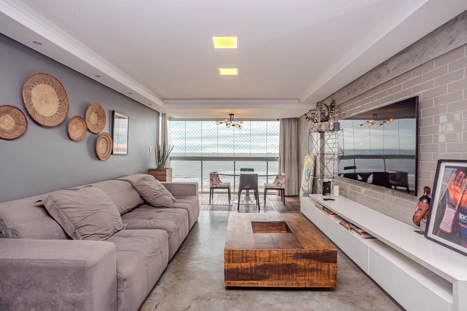 Apartamento Frente Mar à venda no Edifício Dom Pedro l em Balneário Camboriú