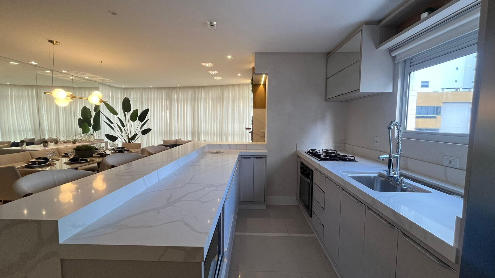 Apartamento Mobiliado no Edifício Villa Di Mare à venda no centro de Balneário Camboriú — foto 5
