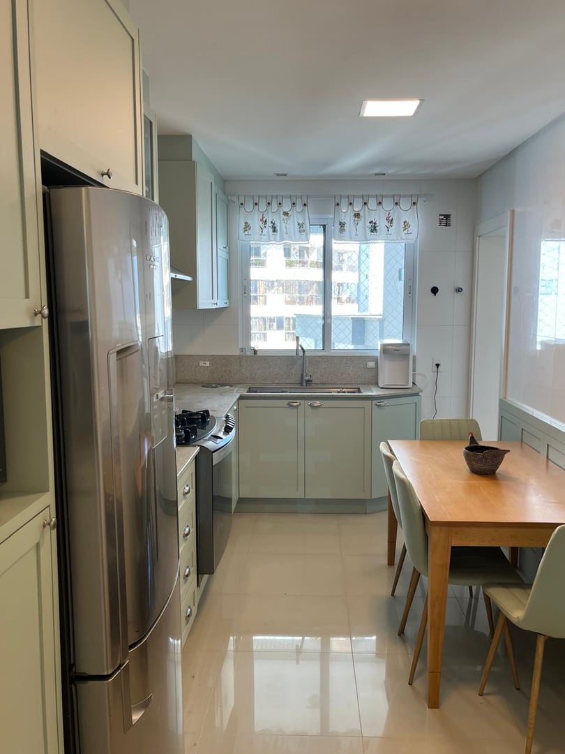 Apartamento no Edifício Vale dos Reis à venda na Barra Sul em Balneário Camboriú — foto 10
