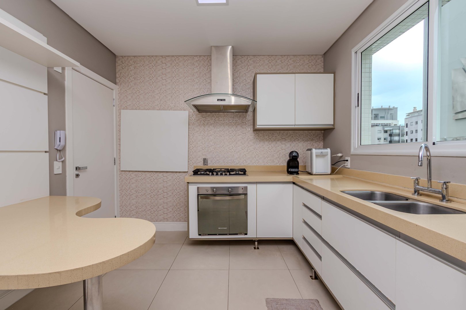 Apartamento Mobiliado no Edifício San Pietro Residence à venda no centro de Balneário Camboriú — foto 10