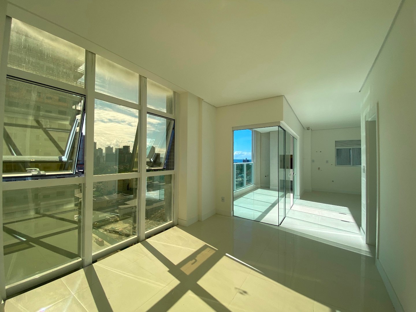Apartamento no Edifício La Nouba à venda em Perequê, Porto Belo