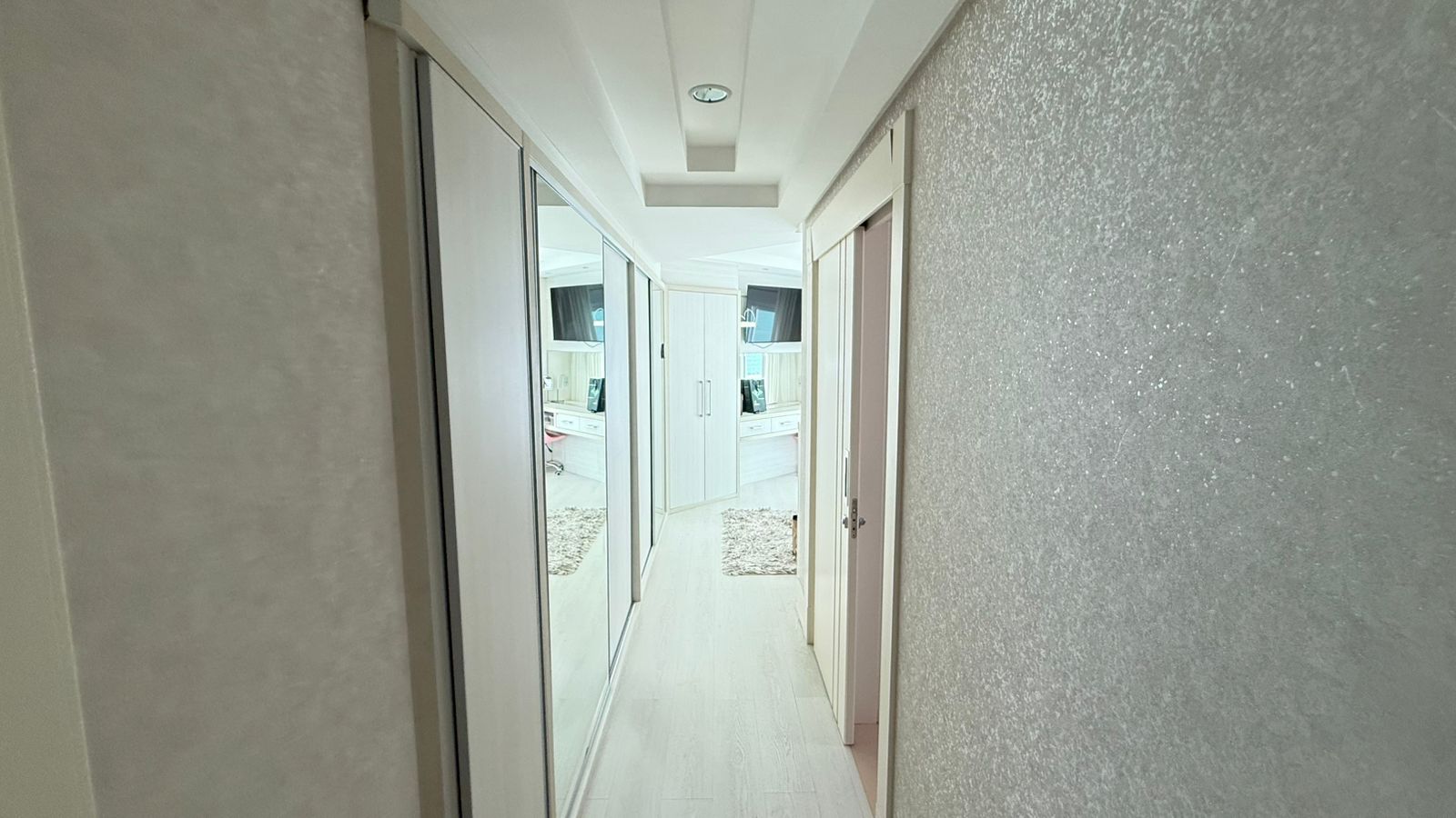 Apartamento no Edifício Sea's Palace Residence à venda no centro de Balneário Camboriú — foto 16