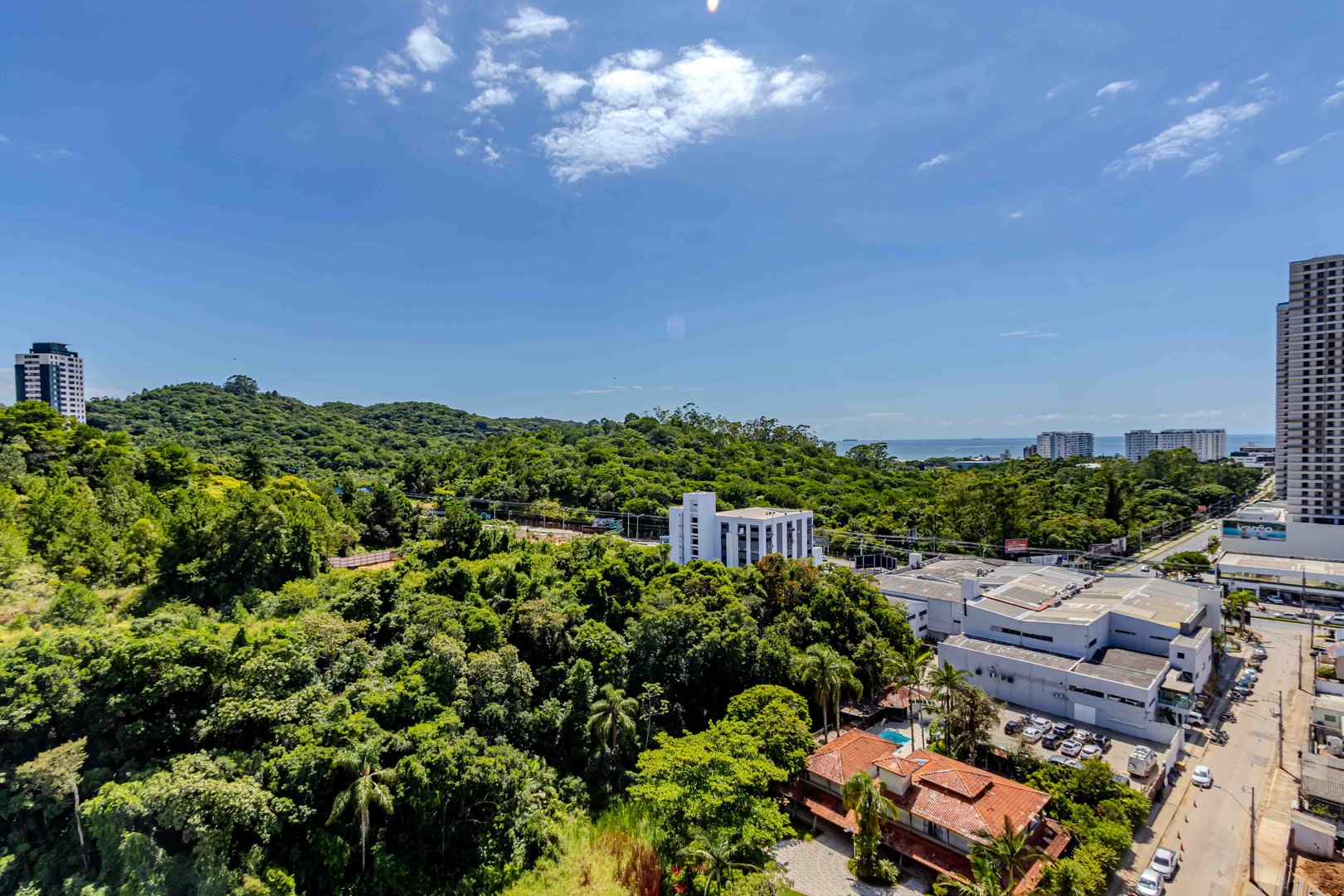 Apartamento Mobiliado no Edifício Brava Garden Home Club à venda na Praia Brava — foto 7