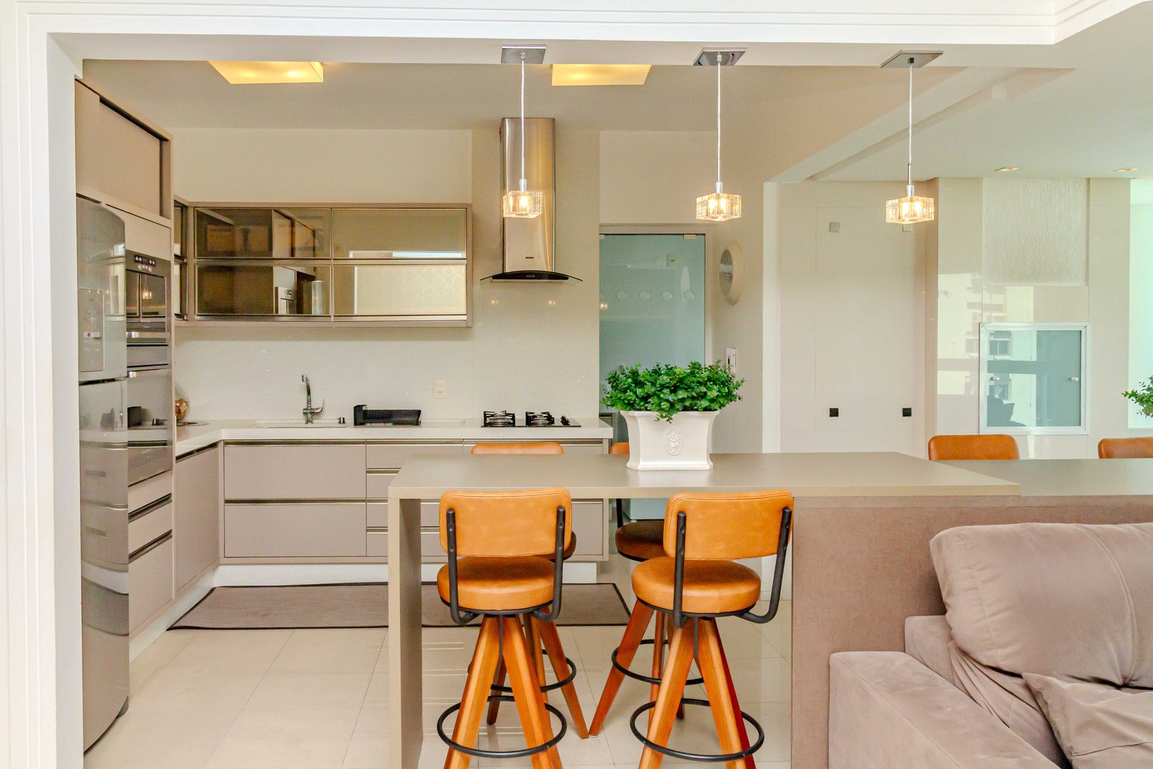 Apartamento Quadra Mar no Edifício La Madeson à venda no centro de Balneário Camboriú — foto 10