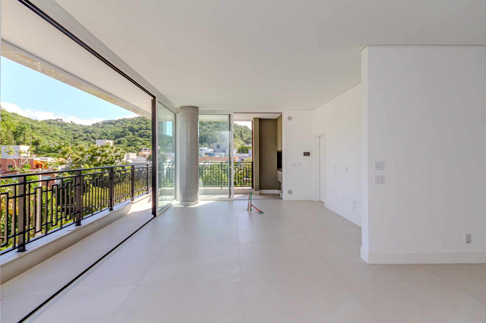 Apartamento à venda no Edifício Brava Aikon na Praia Brava de Itajaí — foto 3