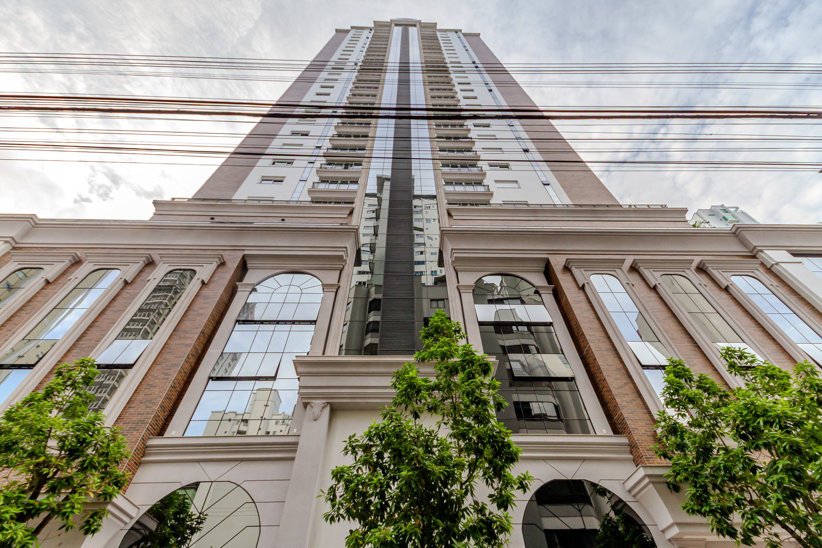 Apartamento no Edifício Windsor Village à venda no centro de Balneário Camboriú — foto 20