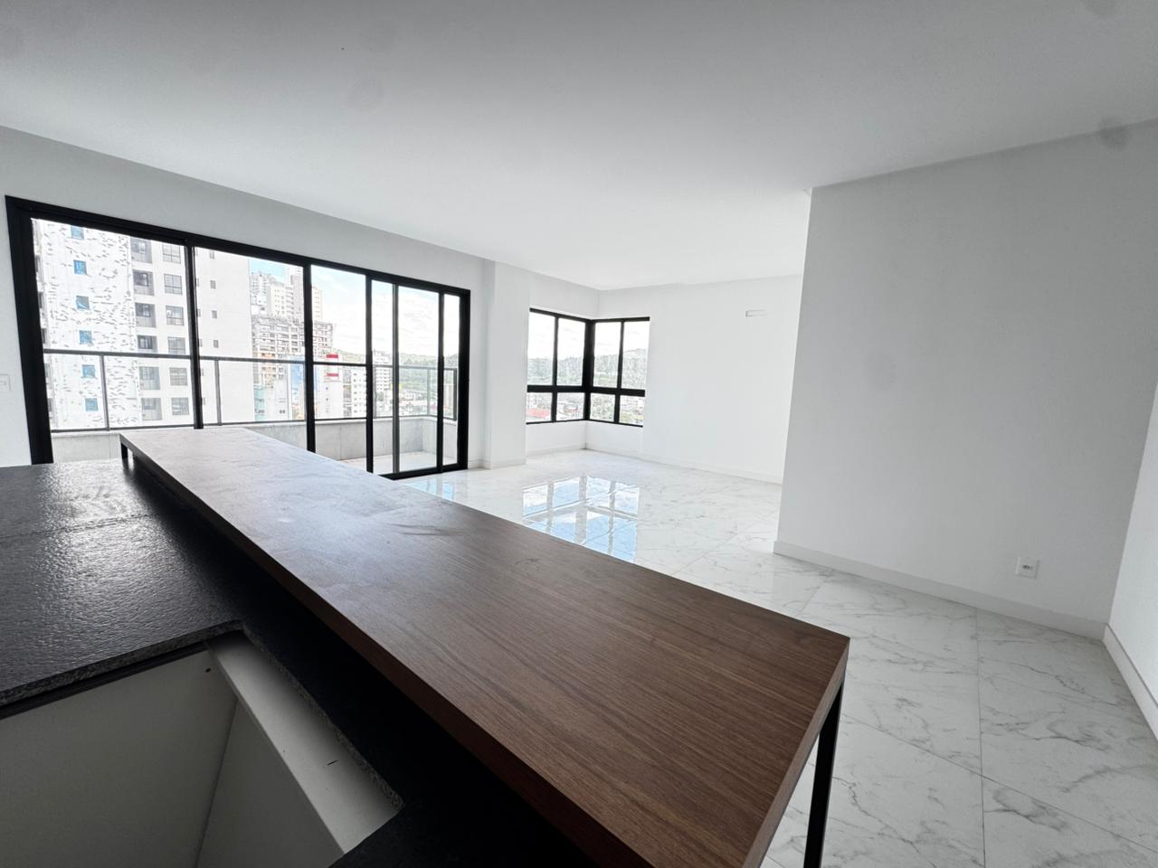Apartamento no Edifício Florence Garden à venda na Barra Sul de Balneário Camboriú — foto 3